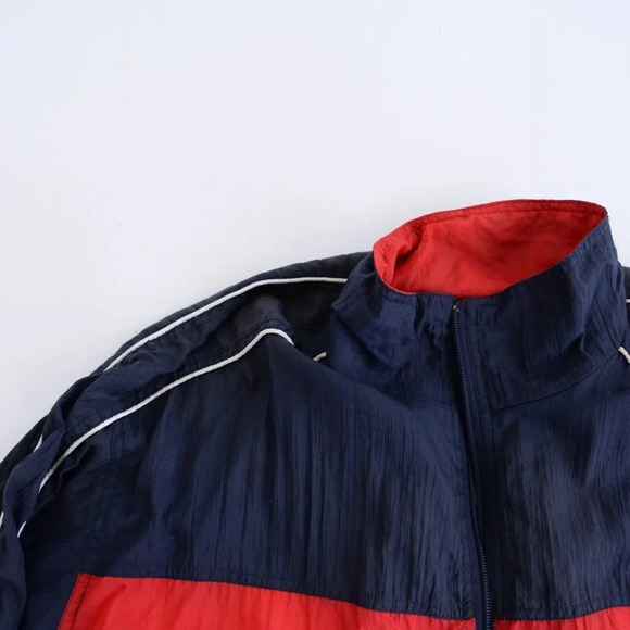 Vintage VIP Peities R&R Sport Red and Navy Lightweight Jacket - Picture 12 of 13